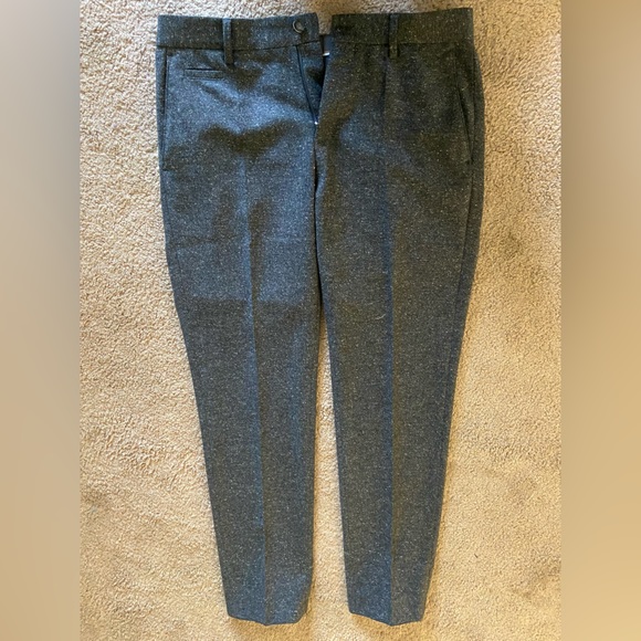 hugo boss gray trousers wool blend with silk.